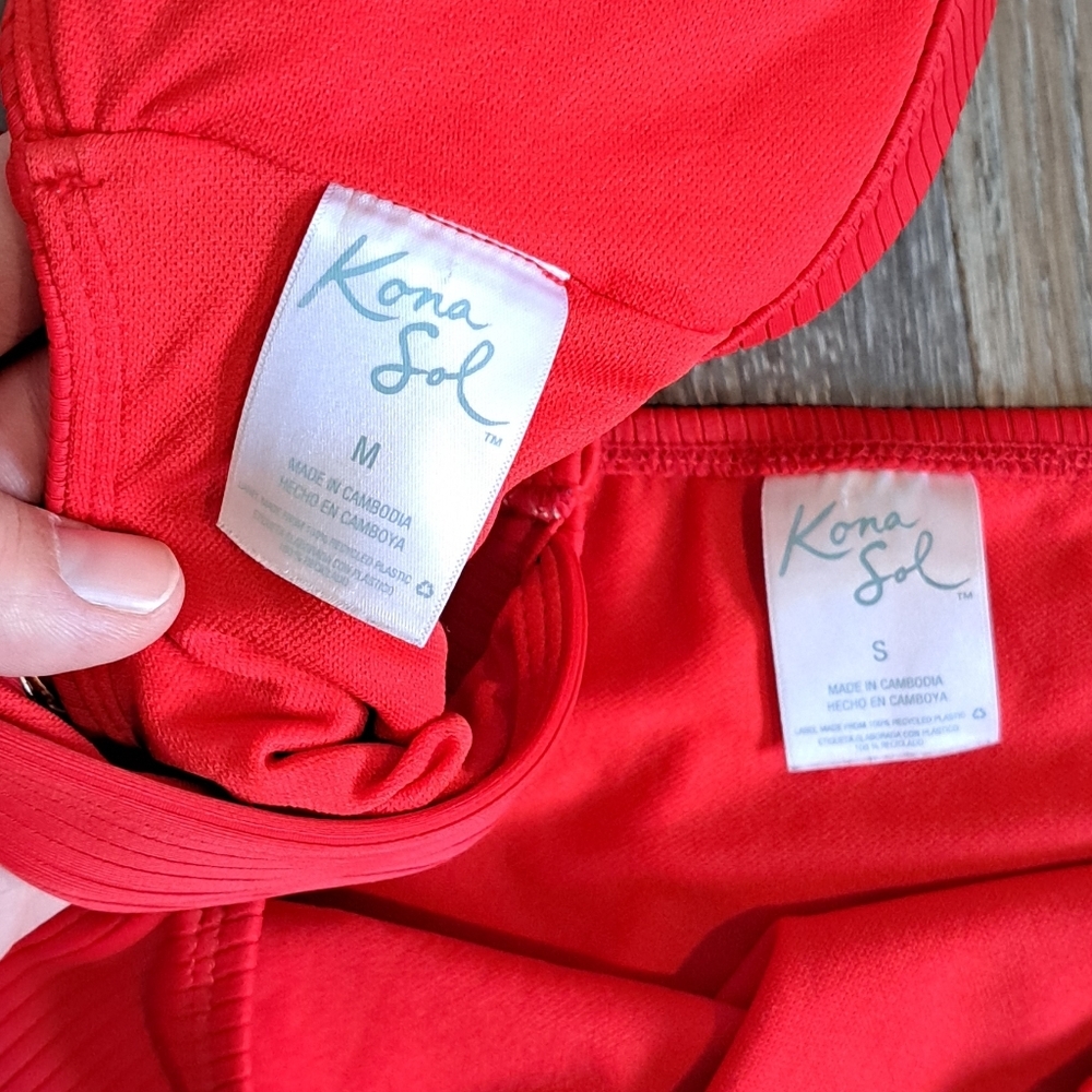 Kona Sol Ribbed 2 Piece Swimsuit Red S/M - Picture 3 of 5
